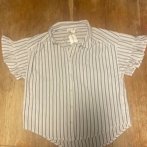 Cute blouse just in time for summer